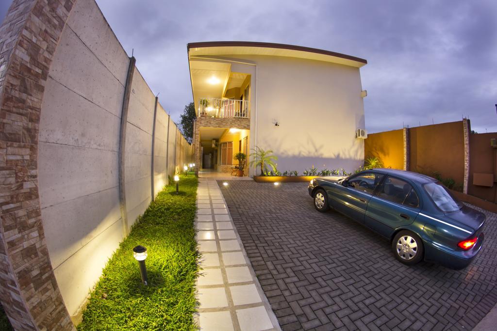 Apartamentos Valle Del Volcan La Fortuna Екстериор снимка
