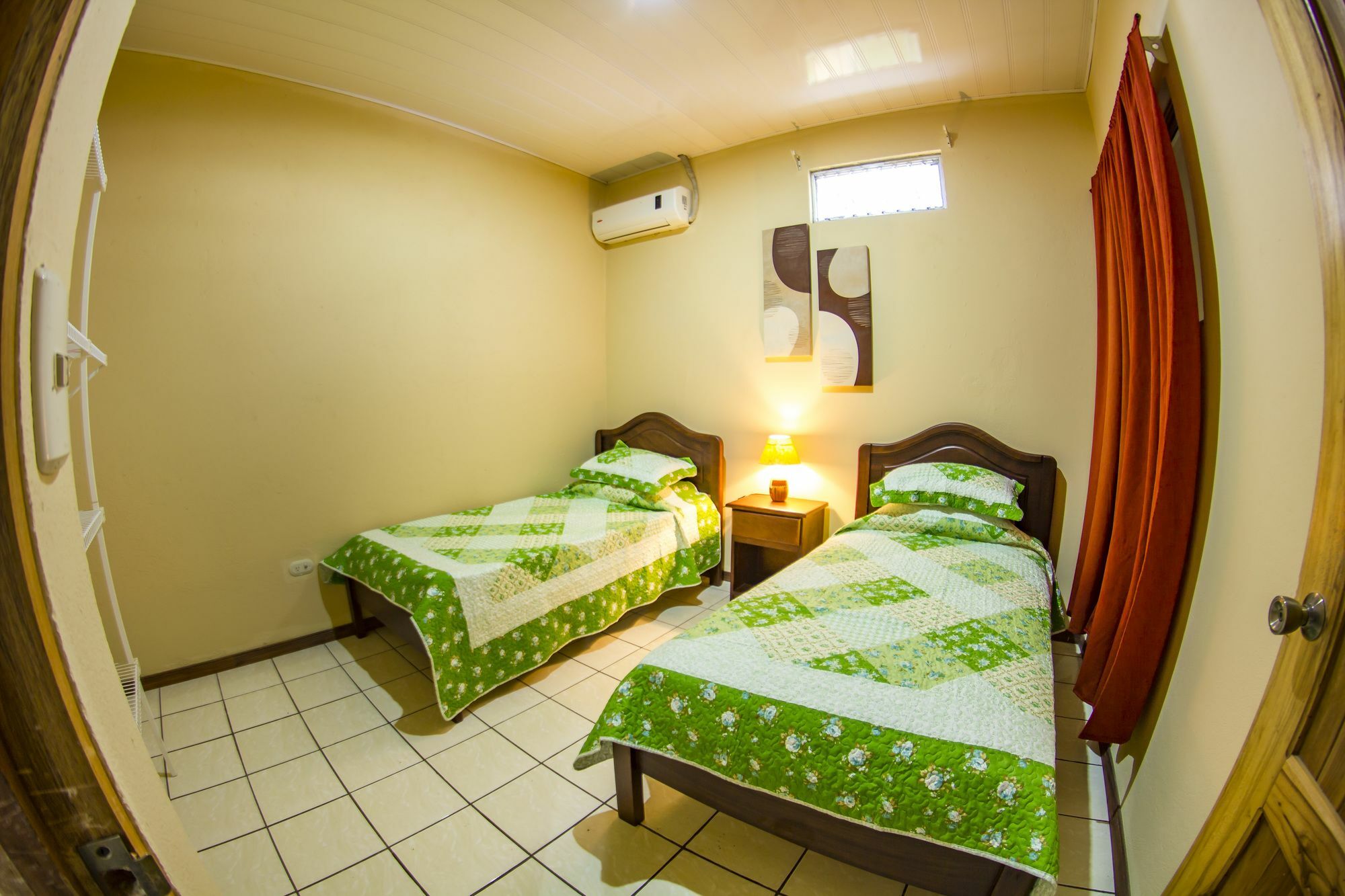 Apartamentos Valle Del Volcan La Fortuna Екстериор снимка