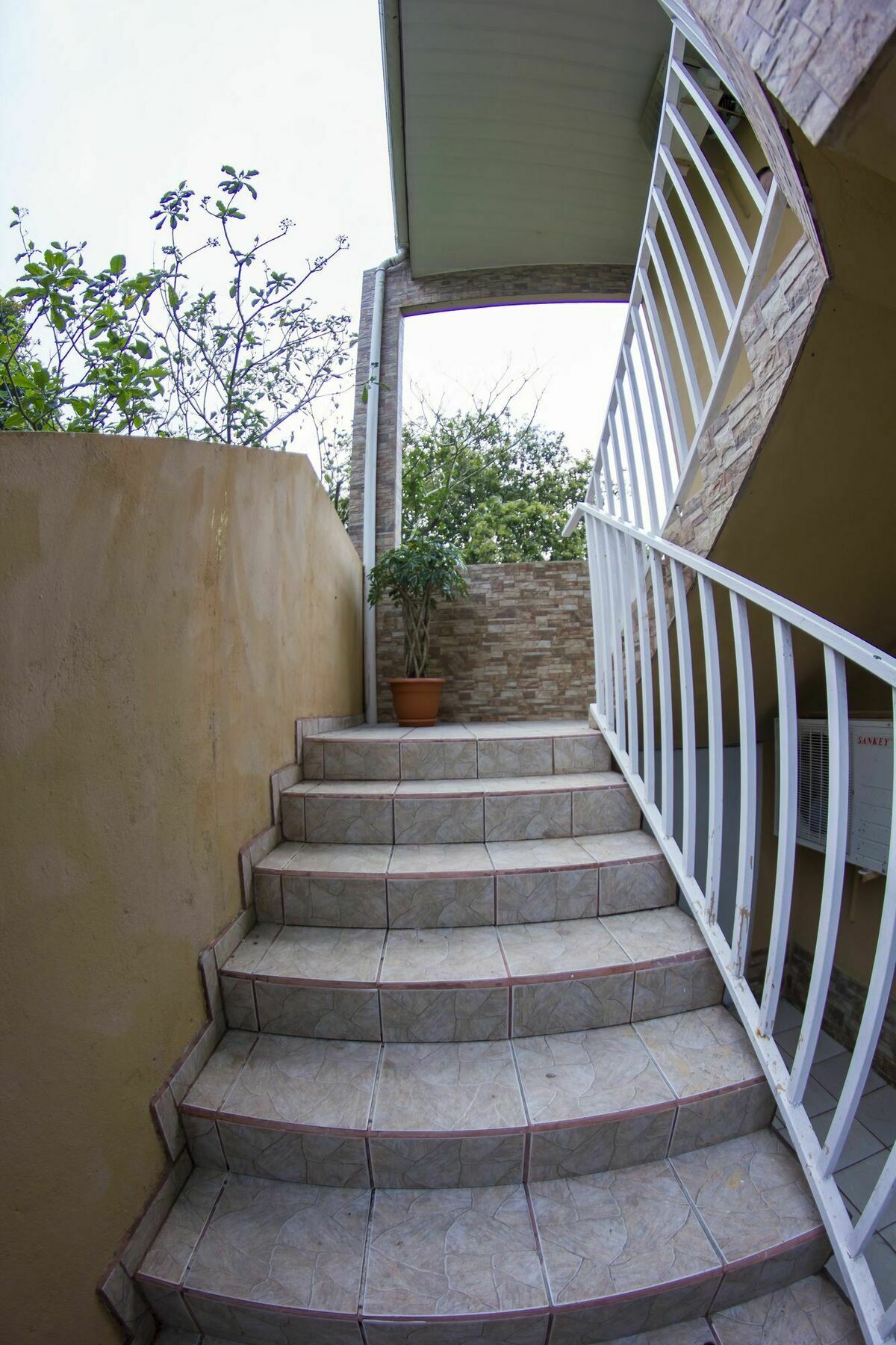 Apartamentos Valle Del Volcan La Fortuna Екстериор снимка